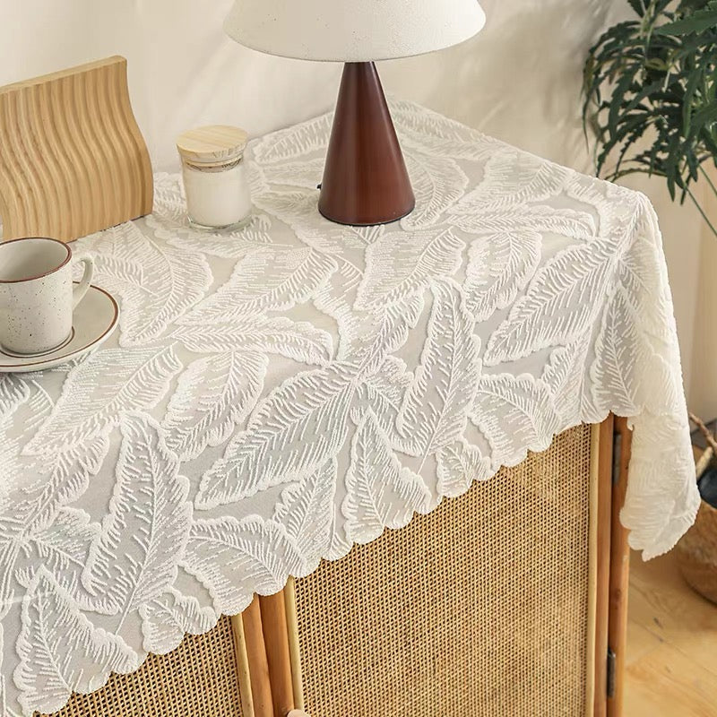 ST. BRIDGE   American tablecloth beautiful hollow table flag retro decoration Bussen department TV cabinet coffee table shoe cabinet dust