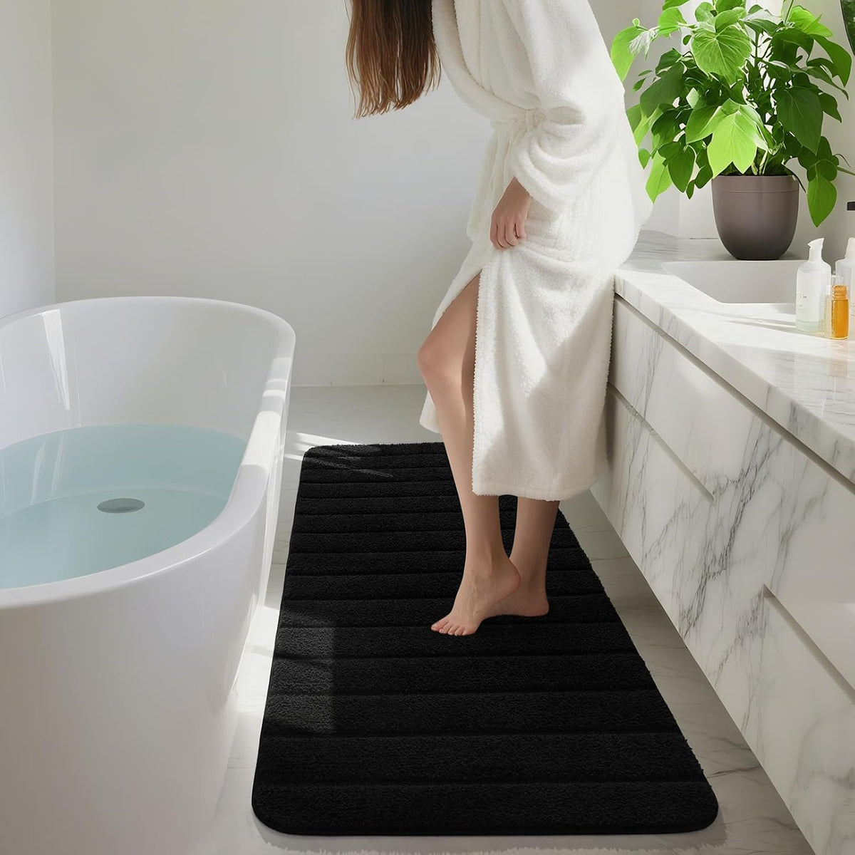 Foxmas  Luxury Long Bathroom Runner Rugs 24x60 Inch Bath Rug Non Slip, Black